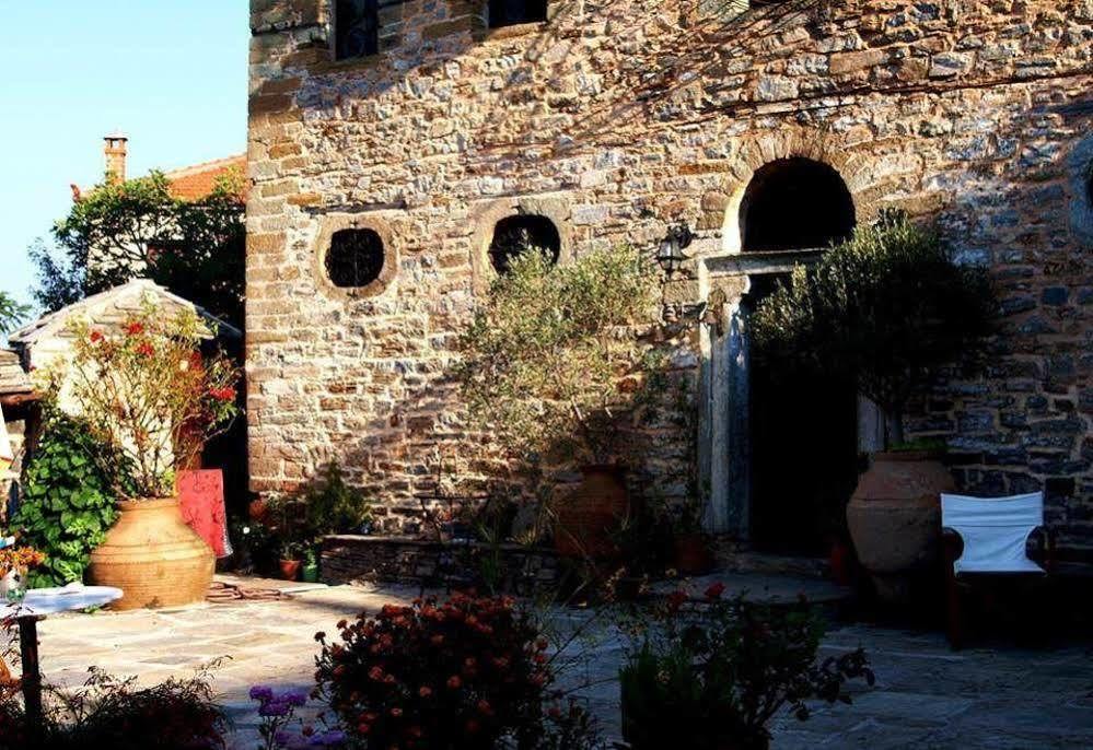 Hotel Archontiko Parisis Lavkos Exterior foto