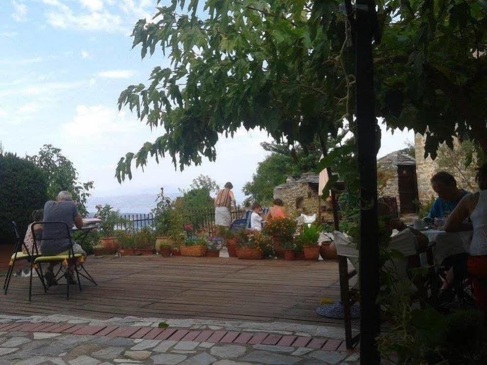 Hotel Archontiko Parisis Lavkos Exterior foto