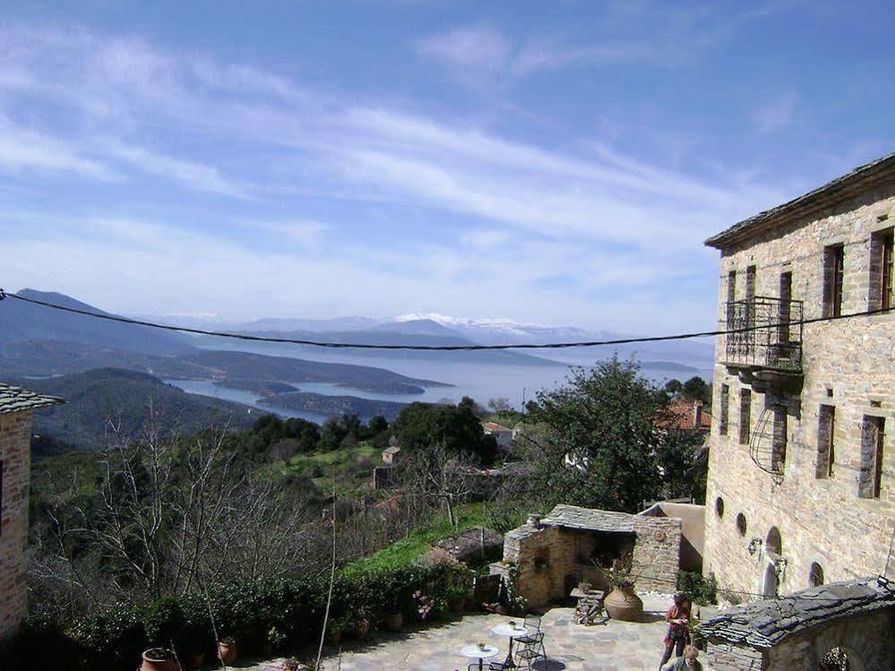 Hotel Archontiko Parisis Lavkos Exterior foto